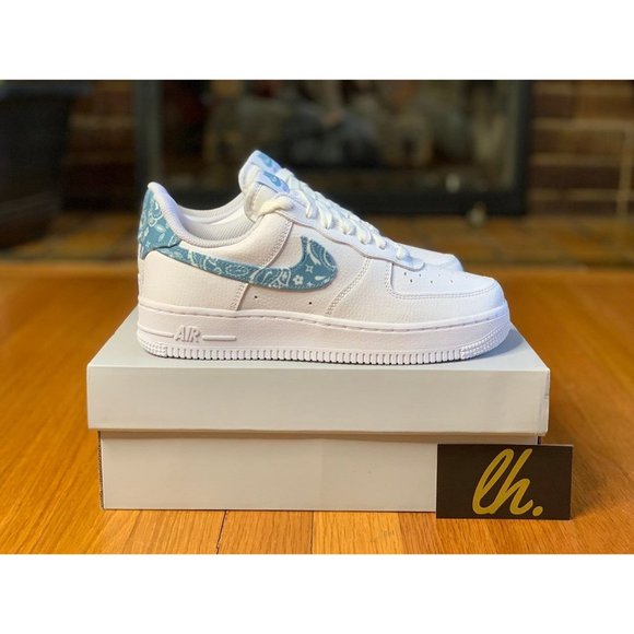 Size 6.5 w Nike Air Force 1 Low "Blue Paisley" - Picture 3 of 5